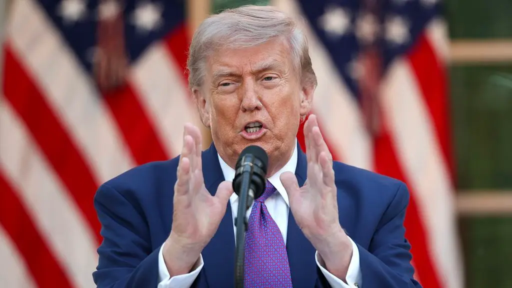Trump bleeds votes in Congress to keep Iran war going